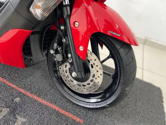 YAMAHA-NMAX CONNECTED 160 ABS-2024