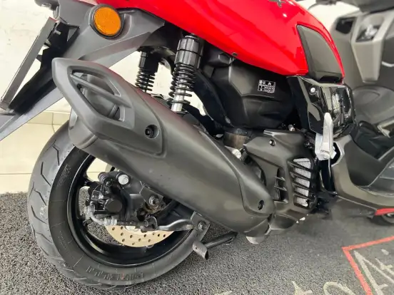 YAMAHA-NMAX CONNECTED 160 ABS-2024