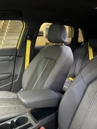AUDI-A3-2021