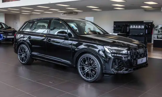 AUDI-Q7-2026