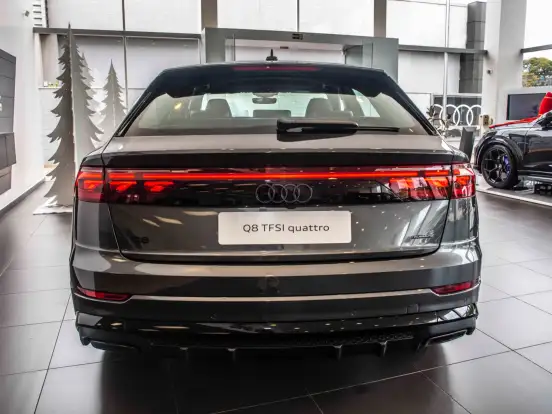 AUDI-Q8-3.0 TFSI GASOLINA PERFORMANCE BLACK QUATTRO TIPTRONIC AUDI-Q8-2025