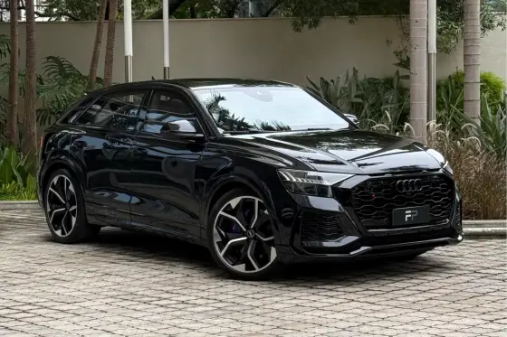 AUDI RS Q8 4.0 V8 TWINTURBO MHEV TIPTRONIC