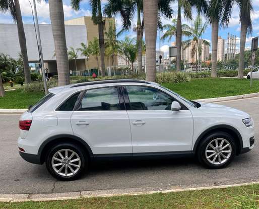 AUDI-Q3-2014