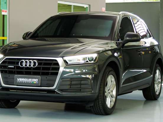 AUDI-Q5-2.0 TFSI GASOLINA PRESTIGE S TRONIC AUDI-Q5-2019