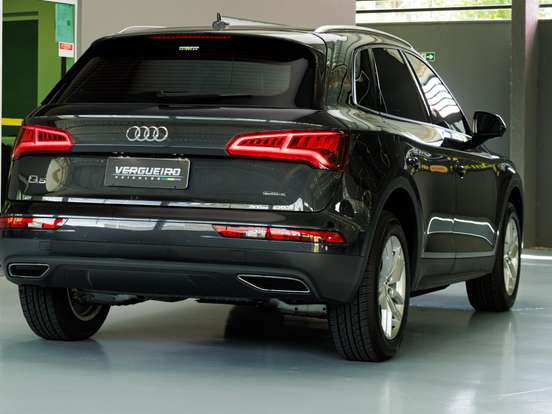AUDI-Q5-2.0 TFSI GASOLINA PRESTIGE S TRONIC AUDI-Q5-2019