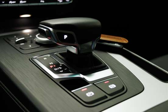 AUDI-Q5-2019