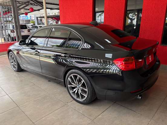BMW-320i-2.0 GP 16V TURBO ACTIVE FLEX 4P AUTOMÁTICO BMW-320i-2015