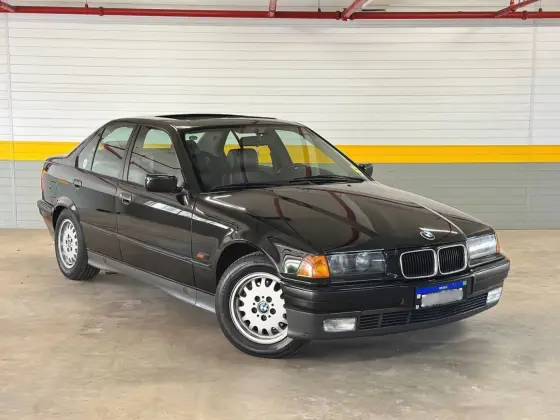 BMW 325i 2.5 SEDAN 24V GASOLINA 4P AUTOMÁTICO BMW 325i 2.5 SEDAN 24V GASOLINA 4P AUTOMÁTICO