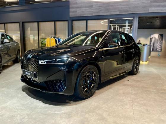 BMW iX 2024 ELÉTRICO M60