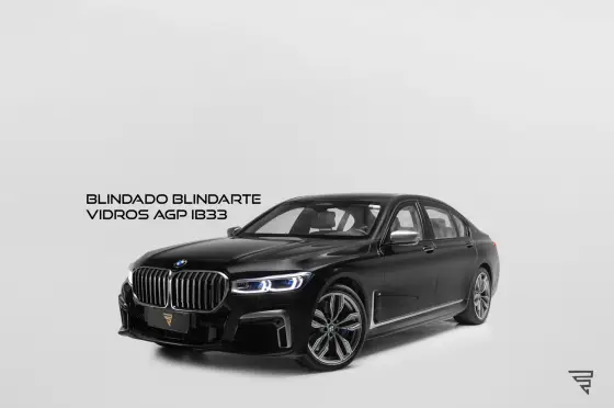 BMW M 760Li 6.6 V12 TWINPOWER GASOLINA XDRIVE STEPTRONIC