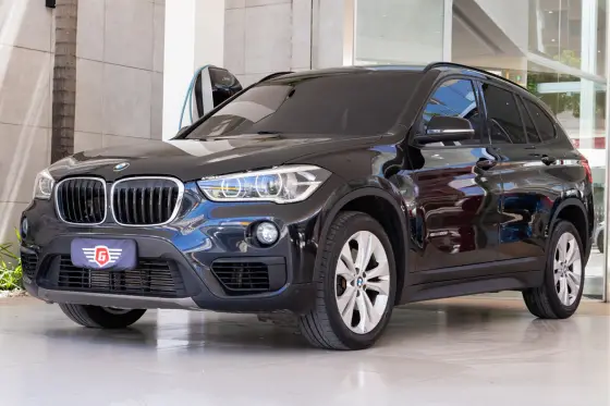 BMW X1 2.0 16V TURBO ACTIVEFLEX SDRIVE20I 4P AUTOMÁTICO BMW X1 2.0 16V TURBO ACTIVEFLEX SDRIVE20I 4P AUTOMÁTICO