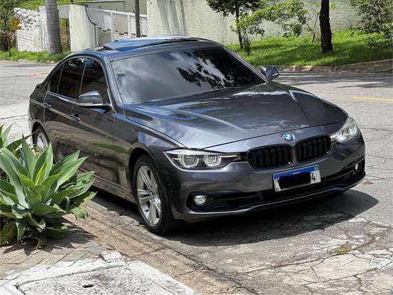 BMW-320i-2017
