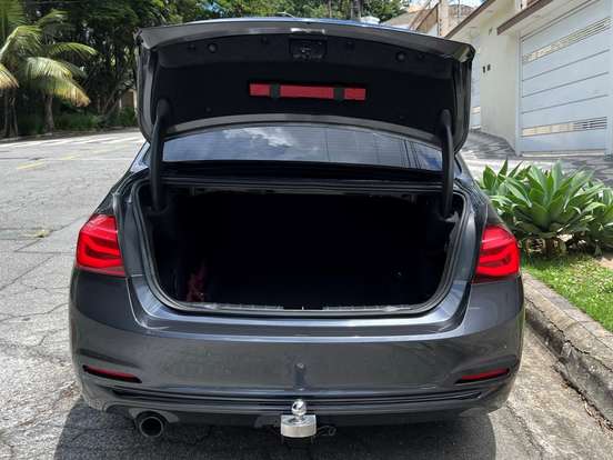 BMW-320i-2.0 SPORT GP 16V TURBO ACTIVE FLEX 4P AUTOMÁTICO BMW-320i-2017