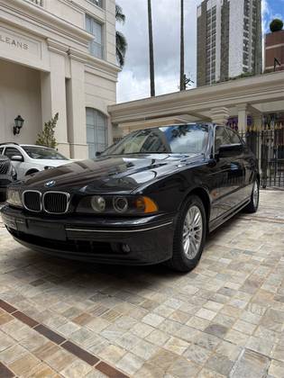 BMW 540i 4.4 PROTECTION SEDAN V8 32V GASOLINA 4P AUTOMÁTICO