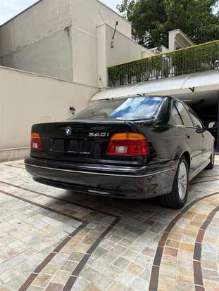 BMW-540i-2000