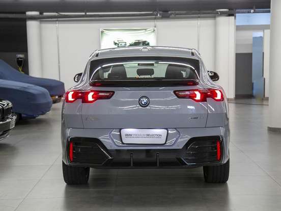 BMW-iX2-64,8 KW ELÉTRICO XDRIVE30 M SPORT BMW-iX2-2024