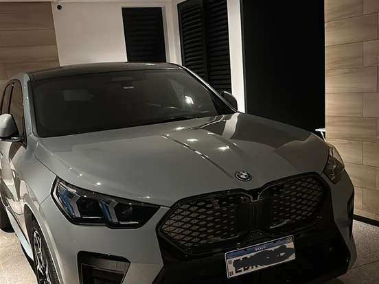 BMW-iX2-64,8 KW ELÉTRICO XDRIVE30 M SPORT BMW-iX2-2024