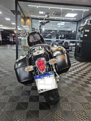 BMW-R 1200 C-2003