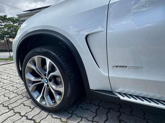 BMW-X5-3.0 FULL 4X4 35I 6 CILINDROS 24V GASOLINA 4P AUTOMÁTICO BMW-X5-2016