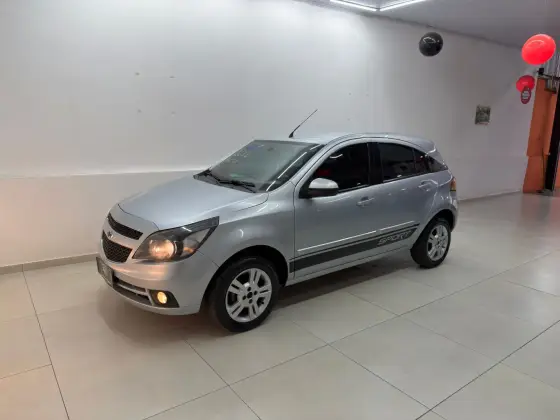 CHEVROLET AGILE 1.4 MPFI LT 8V FLEX 4P MANUAL CHEVROLET AGILE 1.4 MPFI LT 8V FLEX 4P MANUAL
