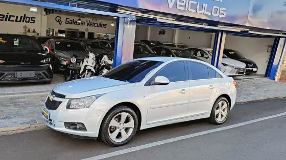 CHEVROLET CRUZE 1.8 LT 16V FLEX 4P MANUAL