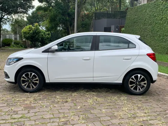 CHEVROLET ONIX 1.4 MPFI LTZ 8V FLEX 4P AUTOMÁTICO