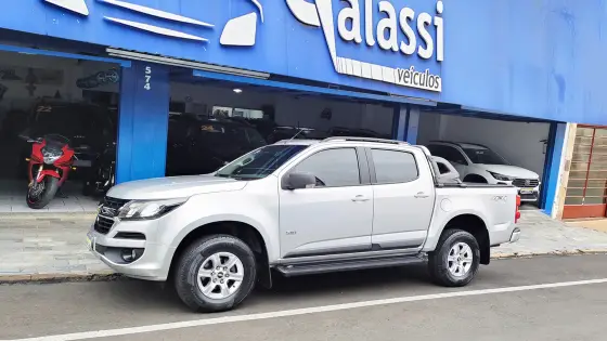 CHEVROLET S10 2.8 LT 4X4 CD 16V TURBO DIESEL 4P AUTOMÁTICO