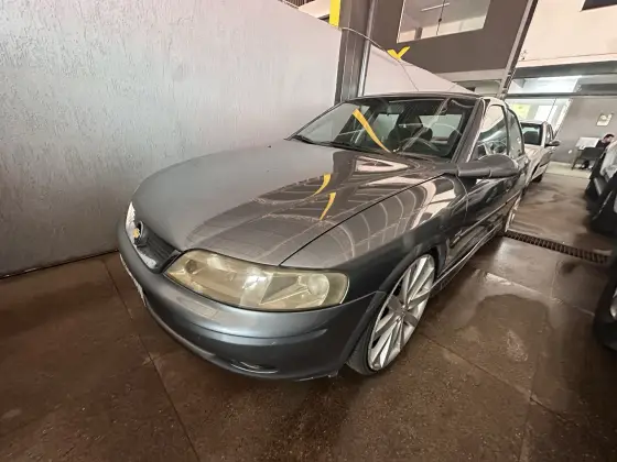 CHEVROLET VECTRA 2.2 MPFI GLS 8V GASOLINA 4P MANUAL