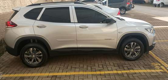 CHEVROLET-TRACKER-2021