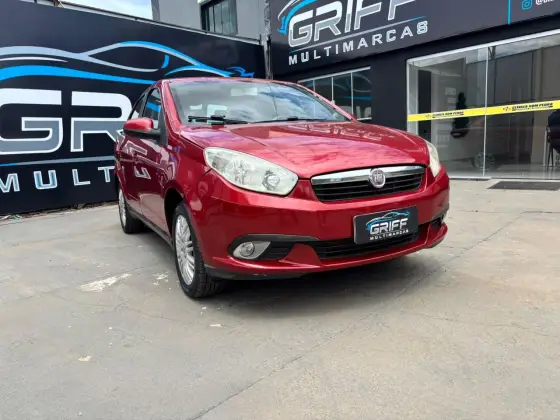 FIAT GRAND SIENA 1.4 MPI ATTRACTIVE 8V FLEX 4P MANUAL FIAT GRAND SIENA 1.4 MPI ATTRACTIVE 8V FLEX 4P MANUAL