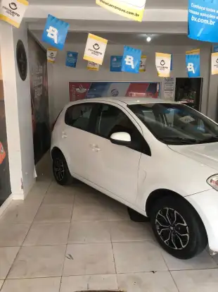 FIAT-PALIO-1.0 MPI ATTRACTIVE 8V FLEX 4P MANUAL FIAT-PALIO-2014