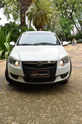 FIAT PALIO 1.4 MPI ATTRACTIVE WEEKEND 8V FLEX 4P MANUAL