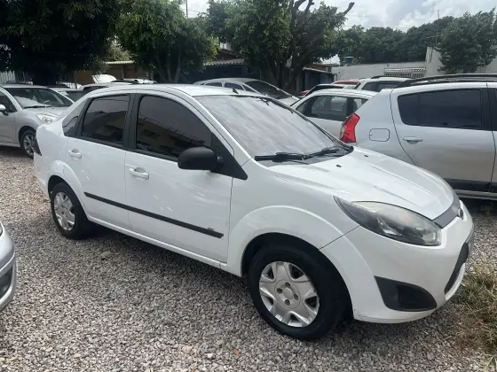 FORD FIESTA 1.0 ROCAM SE SEDAN 8V FLEX 4P MANUAL