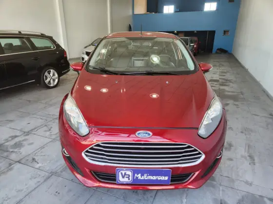 FORD FIESTA 1.6 SE PLUS HATCH 16V FLEX 4P POWERSHIFT