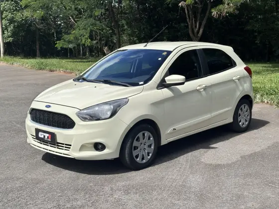 FORD KA 1.0 TI-VCT FLEX SE PLUS MANUAL FORD KA 1.0 TI-VCT FLEX SE PLUS MANUAL