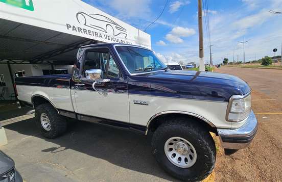 FORD-F-1000-1996