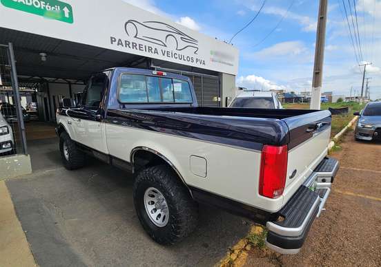 FORD-F-1000-1996