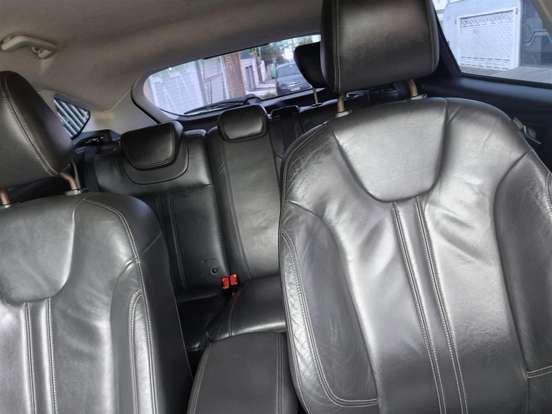 FORD-FOCUS-1.6 SE 16V FLEX 4P POWERSHIFT FORD-FOCUS-2013