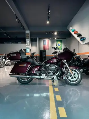 HARLEY-DAVIDSON ROAD GLIDE ULTRA 