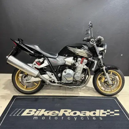 HONDA CB 1300 F SUPER FOUR HONDA CB 1300 F SUPER FOUR