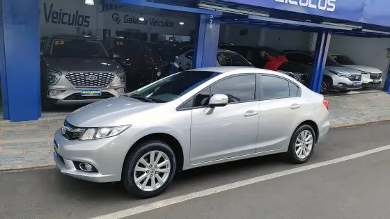 HONDA CIVIC 2.0 LXR 16V FLEX 4P AUTOMÁTICO