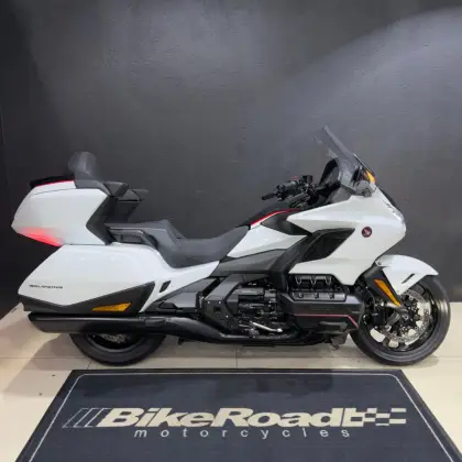 HONDA GL 1800 GOLD WING TOUR 