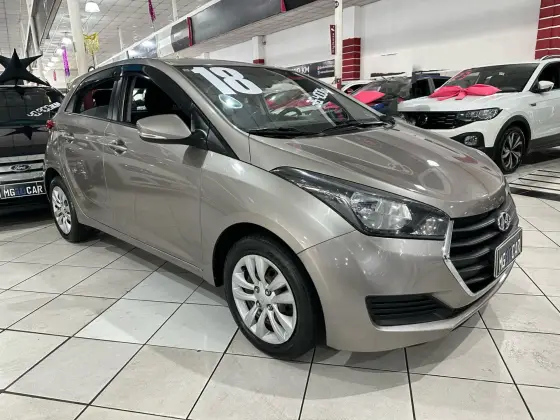 HYUNDAI HB20 1.0 COMFORT 12V FLEX 4P MANUAL