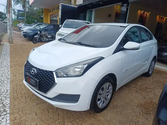 HYUNDAI HB20S 1.6 COMFORT PLUS 16V FLEX 4P MANUAL HYUNDAI HB20S 1.6 COMFORT PLUS 16V FLEX 4P MANUAL