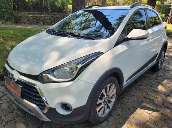 HYUNDAI HB20X 1.6 16V STYLE FLEX 4P MANUAL