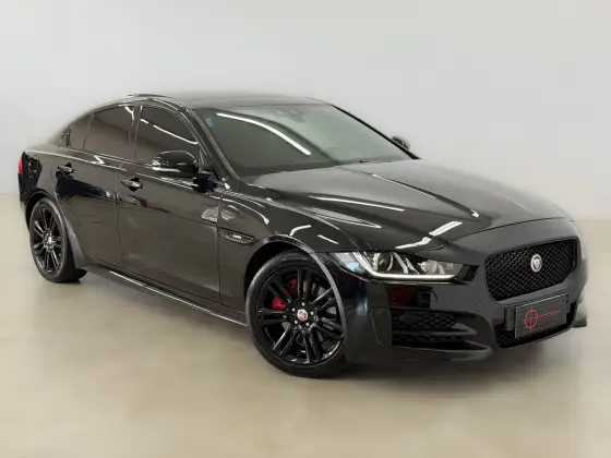 JAGUAR XE 2.0 16V SI4 TURBO GASOLINA R-SPORT 4P AUTOMÁTICO