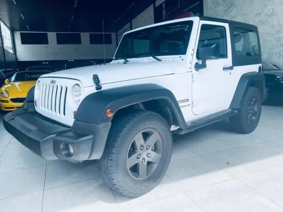 JEEP WRANGLER 3.6 SPORT 4X4 V6 12V GASOLINA 2P AUTOMÁTICO