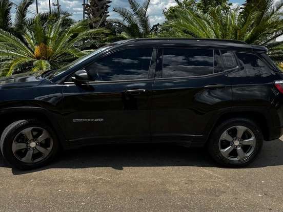 JEEP-COMPASS-2.0 16V FLEX SPORT AUTOMÁTICO JEEP-COMPASS-2017