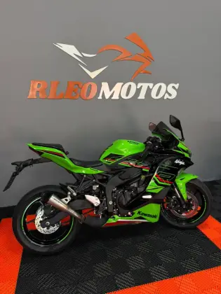 KAWASAKI NINJA ZX-4R KAWASAKI NINJA ZX-4R