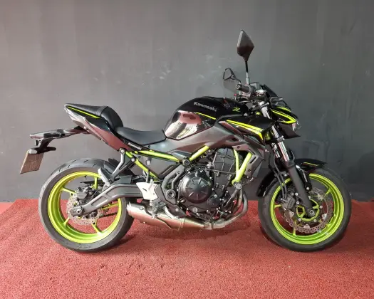 KAWASAKI Z650 ABS SE 
